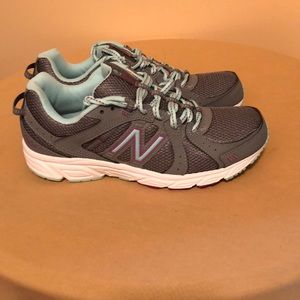 new balance we402